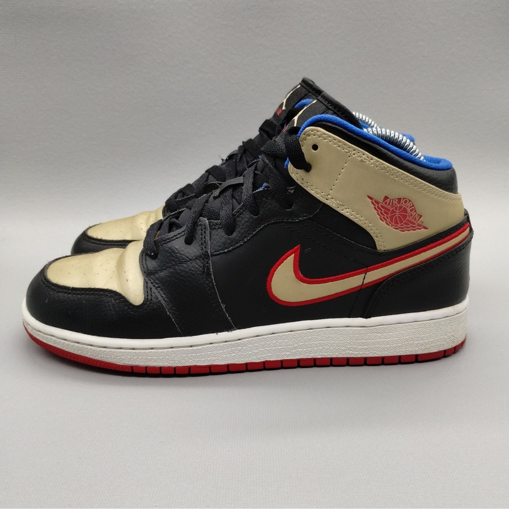 Nike Air Jordan 1 Mid Retro 'Bred Metallic Gold' Athletic Shoes Womens Size‎ 8.5